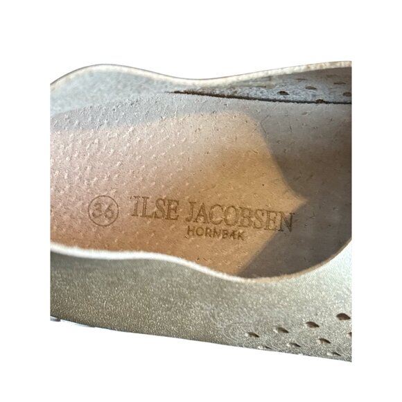 Ilse Jacobsen Hornbæk Beige Gold Perforated Slip-On Shoes Size 6 Lightweight Cas - Picture 3 of 11